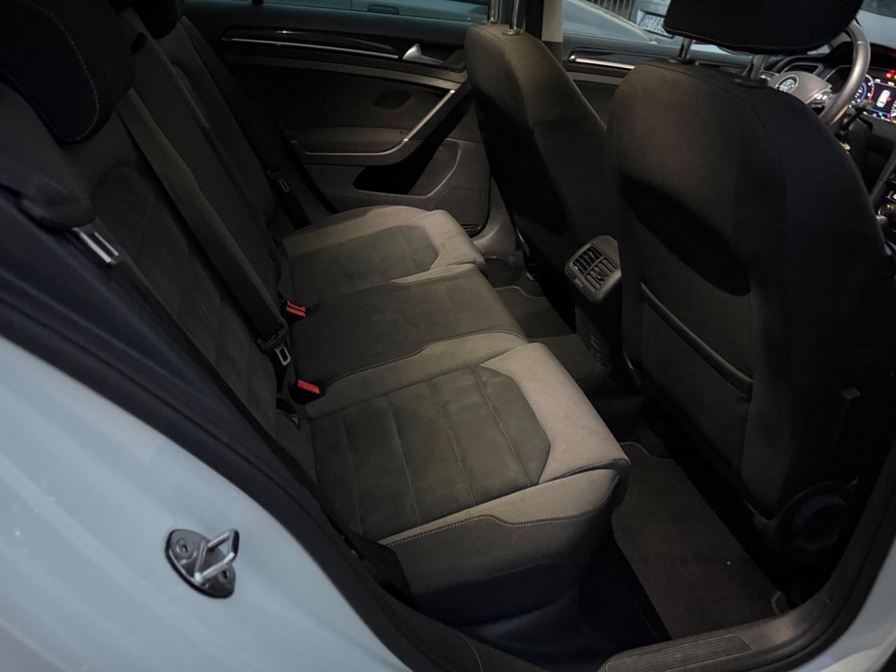 Volkswagen Golf Variant 1.6 TDI 110 CV 5p. Business BlueMotion Technology