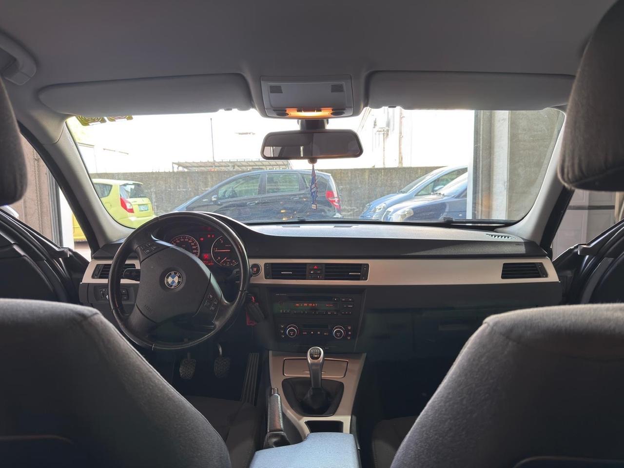 Bmw 318 318d 2.0 143CV cat Touring MSport