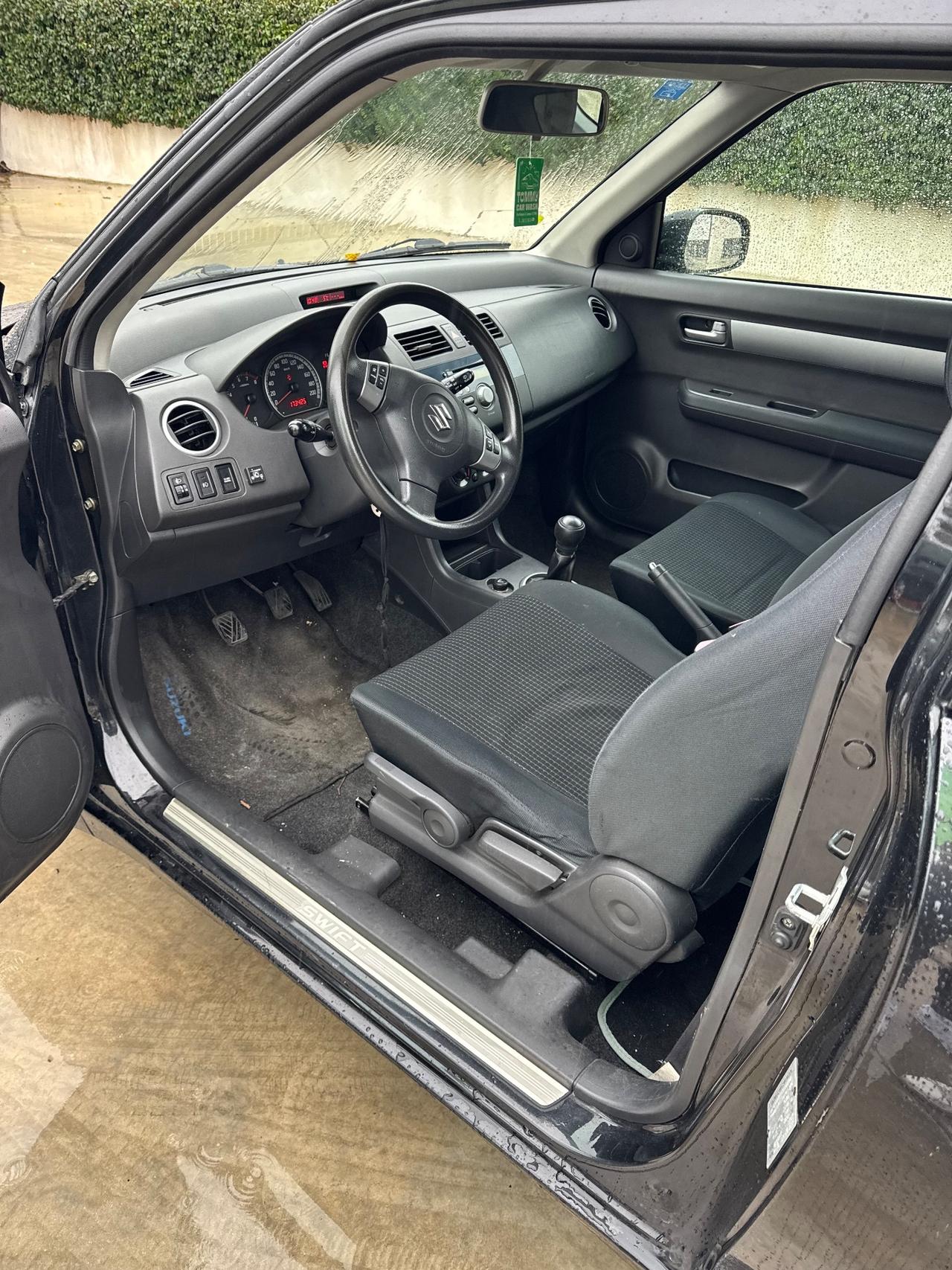 Suzuki Swift 1.3 90Cv Benzina-Gpl