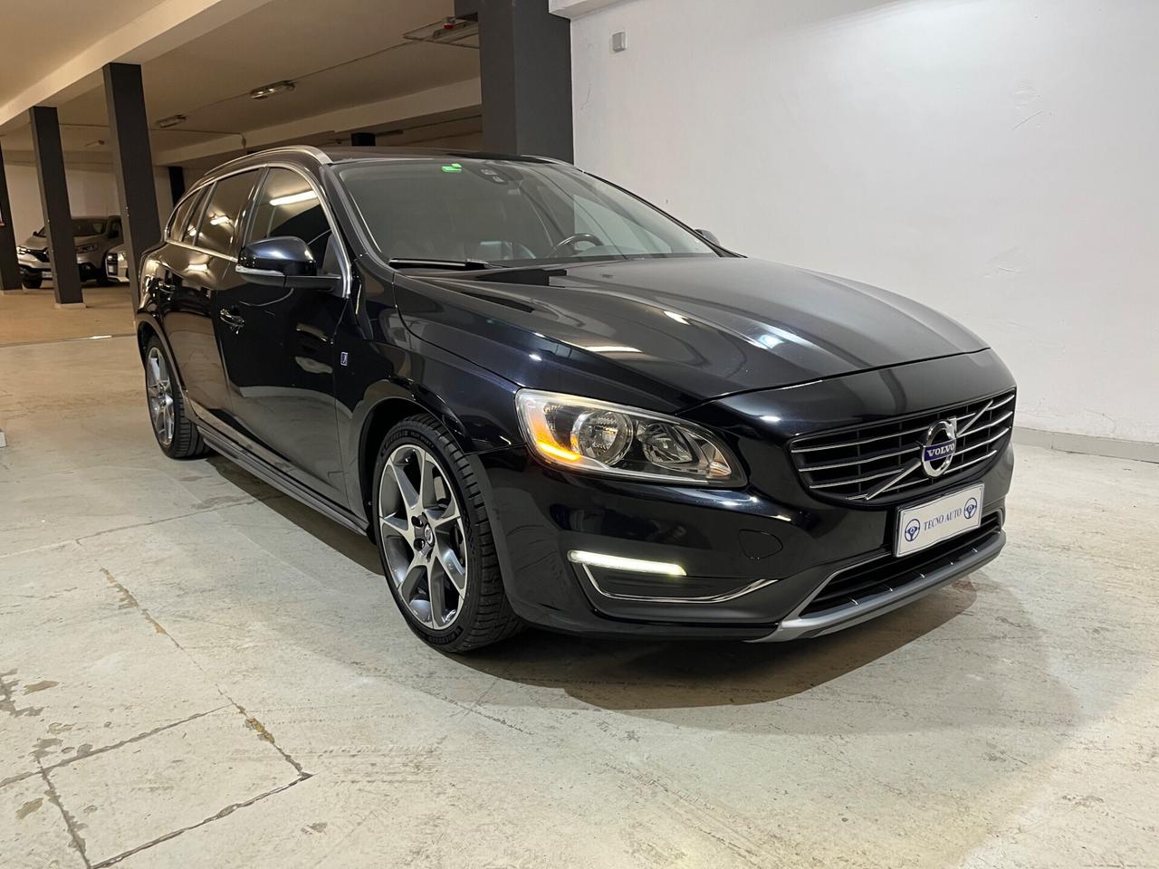 Volvo V60 D4 Geartronic Ocean Race