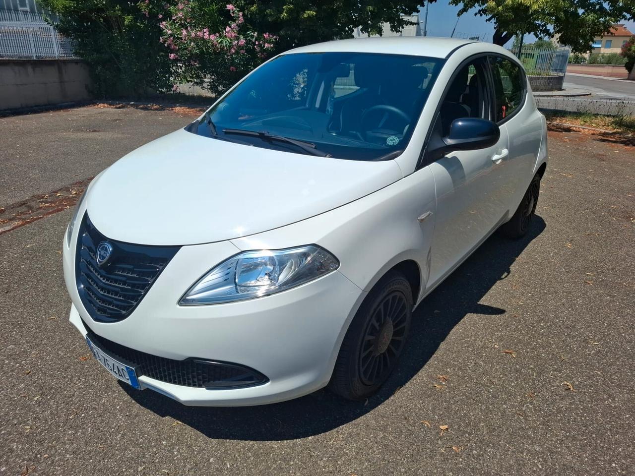 Lancia Ypsilon 1.2 GPL 126.000 KM NEOPATENTATI