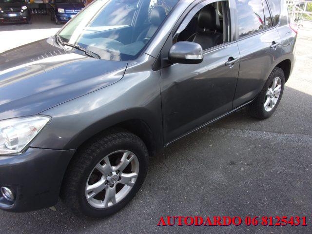 TOYOTA RAV 4 MY23 RAV4 2.2 D-4D 150 CV DPF Luxury