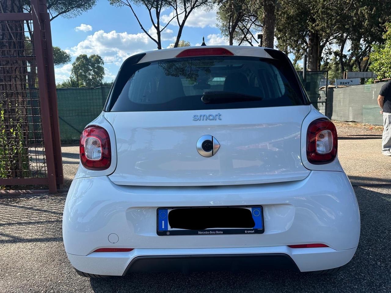 Smart ForFour 90 0.9 Turbo twinamic Superpassion LED *PROMO*