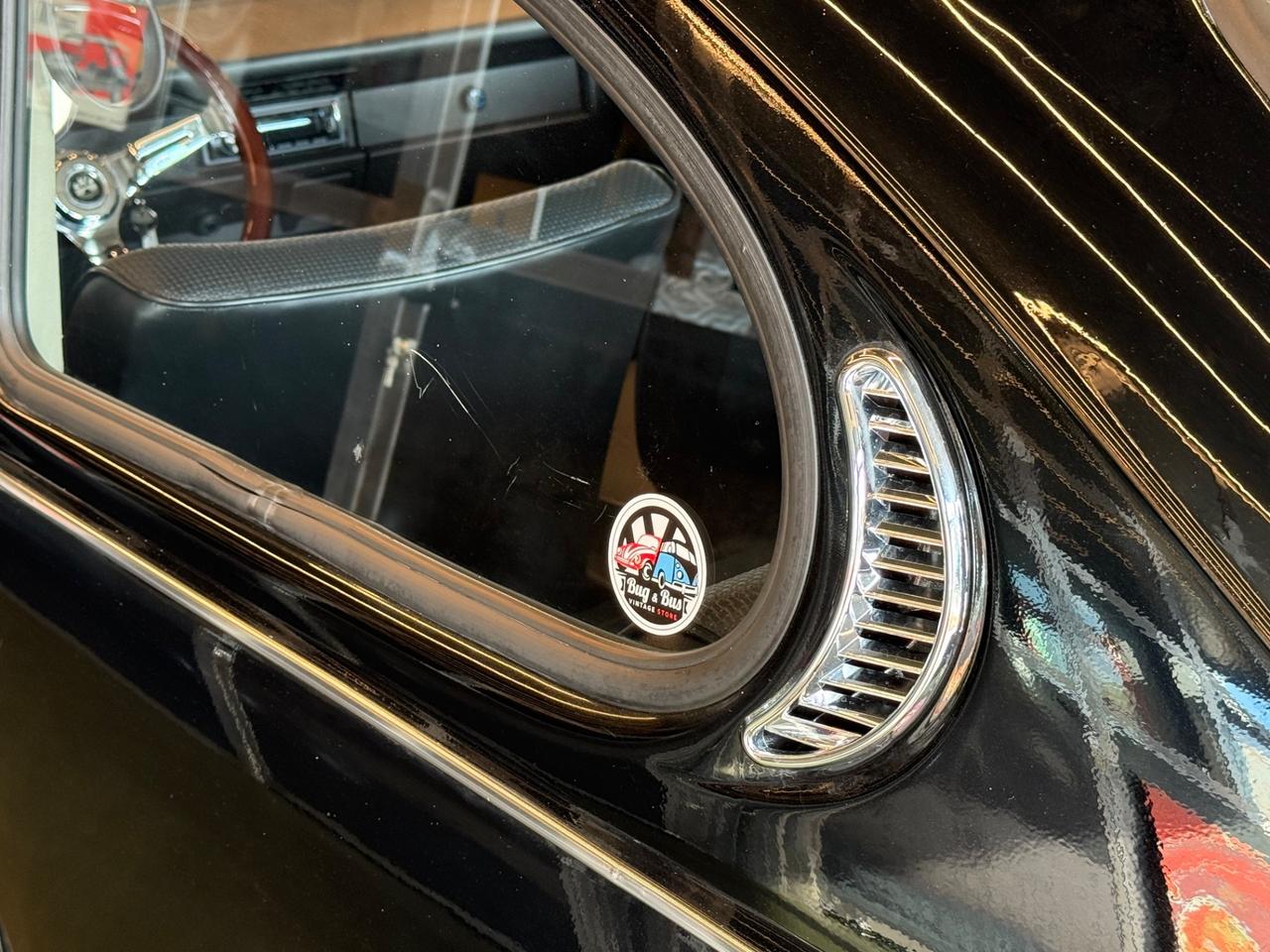 Volkswagen Maggiolino MOD.13/D1 "The world's style"