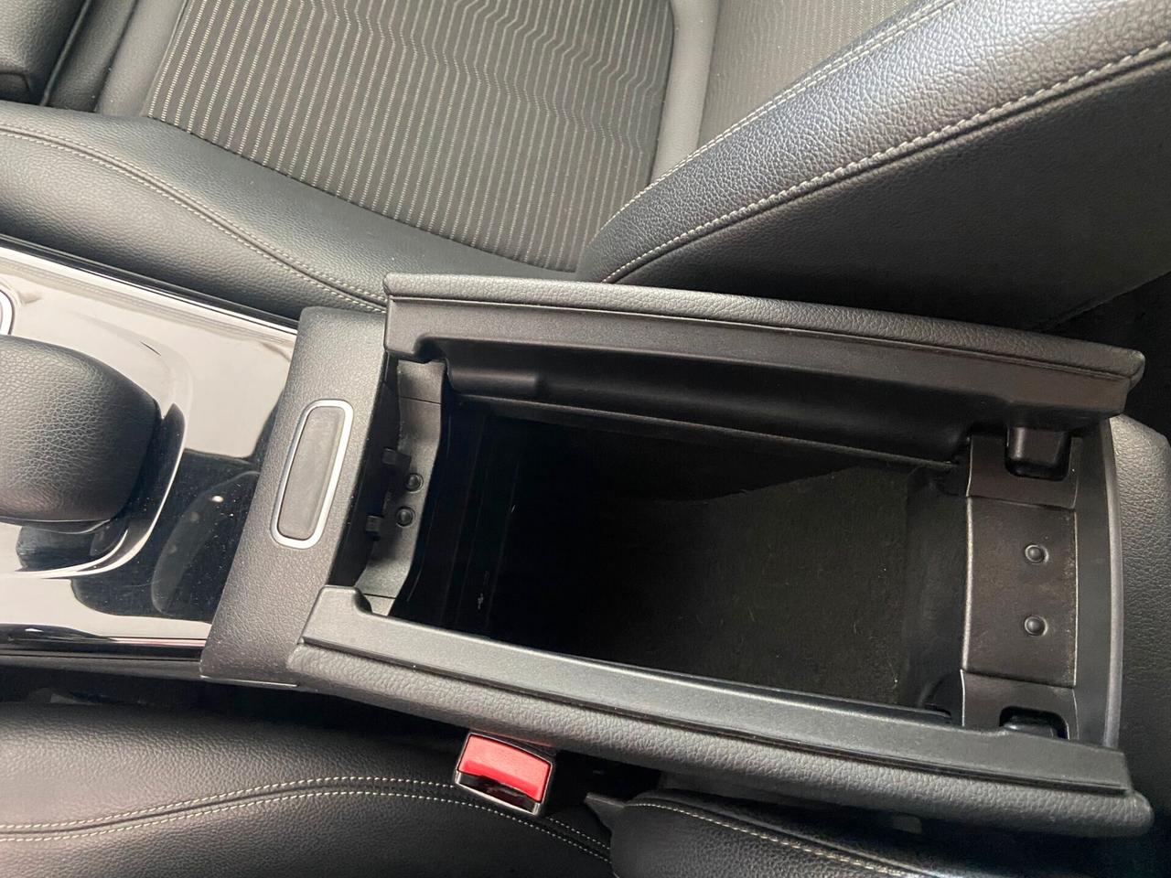 MERCEDES-BENZ A 180D AUTOMATIC SPORT