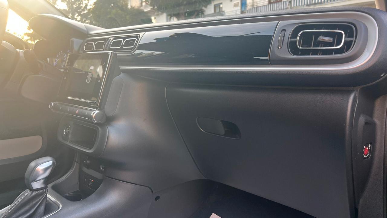 Citroen C3 PureTech 110 S&S EAT6 Max KM 21.295 NERO