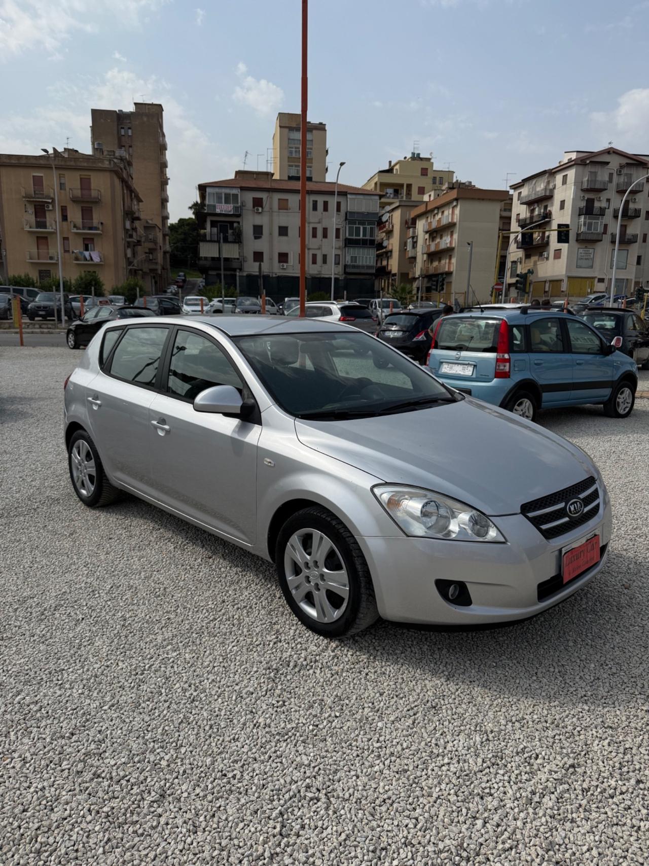Kia Ceed cee'd 1.6 122CV 5p. EX