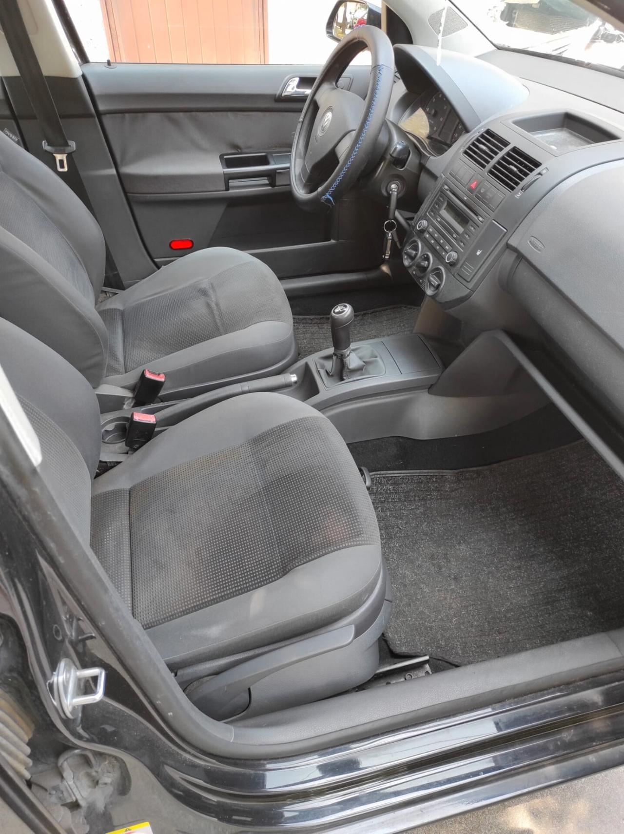 Volkswagen Polo 1.4/80CV 16V 5p. Comfort. BiFuel G