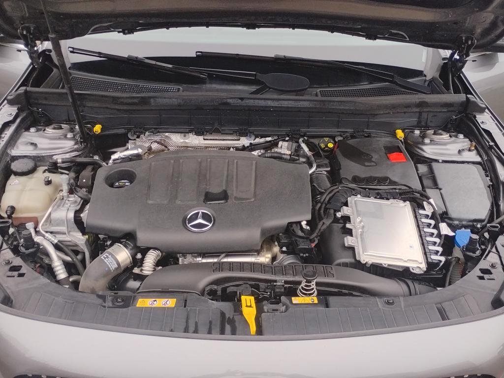 Mercedes GLB 200 d Premium auto.TELECAMERA.CERCHI 19