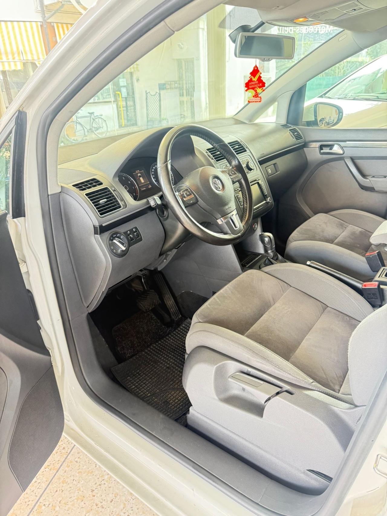 Volkswagen Touran 1.4 TSI Highline EcoFuel