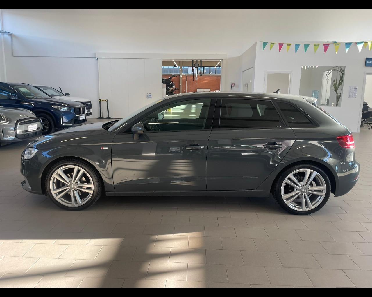 AUDI A3 3ª serie - A3 SPB 1.6 TDI 116 CV S tronic Sport
