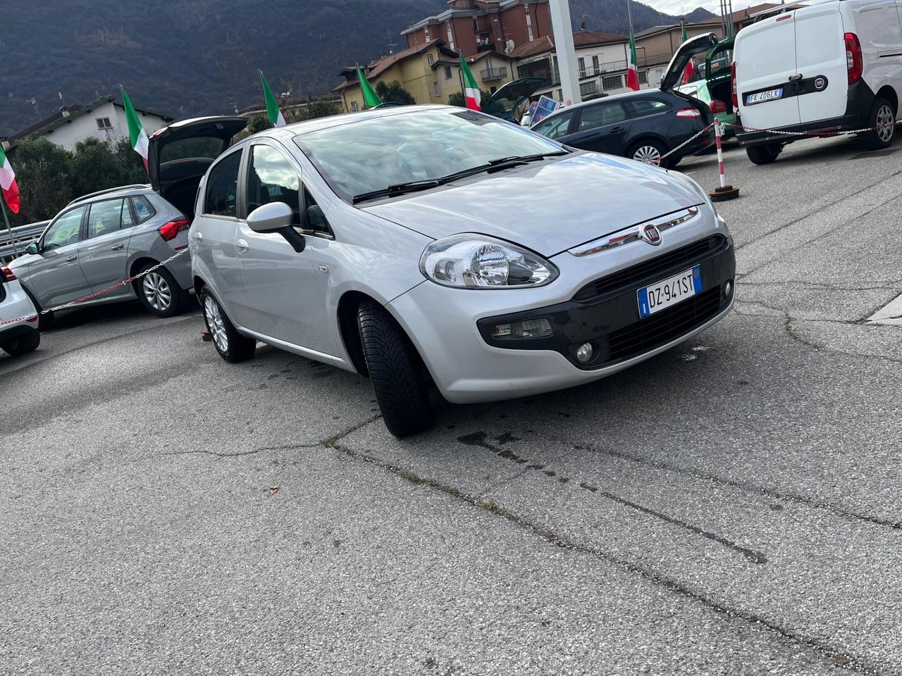 Fiat Punto Evo 1.3 - Motore rigenerato - 0Km - Neopatentati