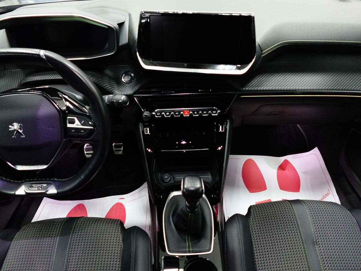 Peugeot 2008 1.2 PureTECH 130 CV GT LINE