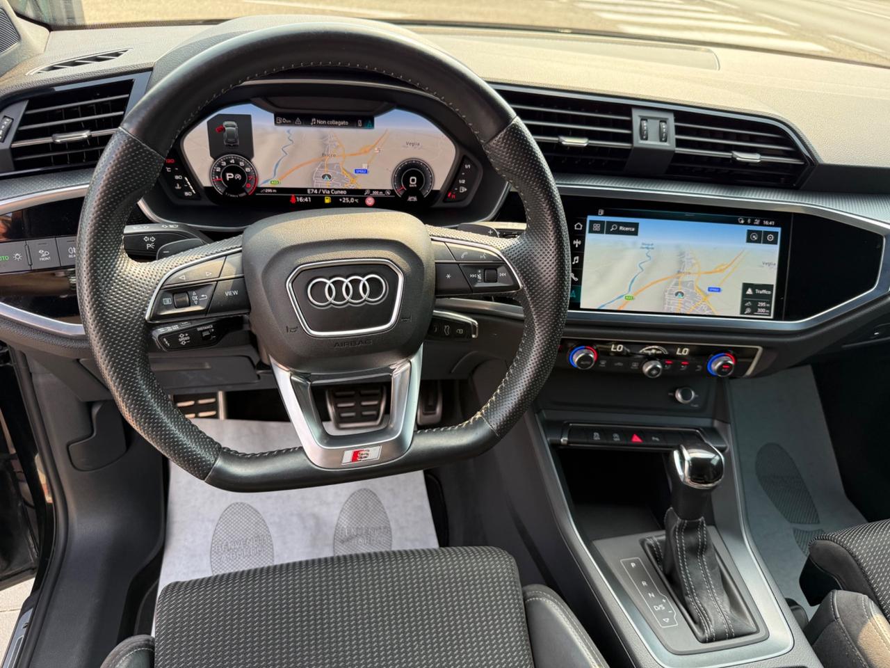 Audi Q3 45 TFSI quattro S tronic line edition