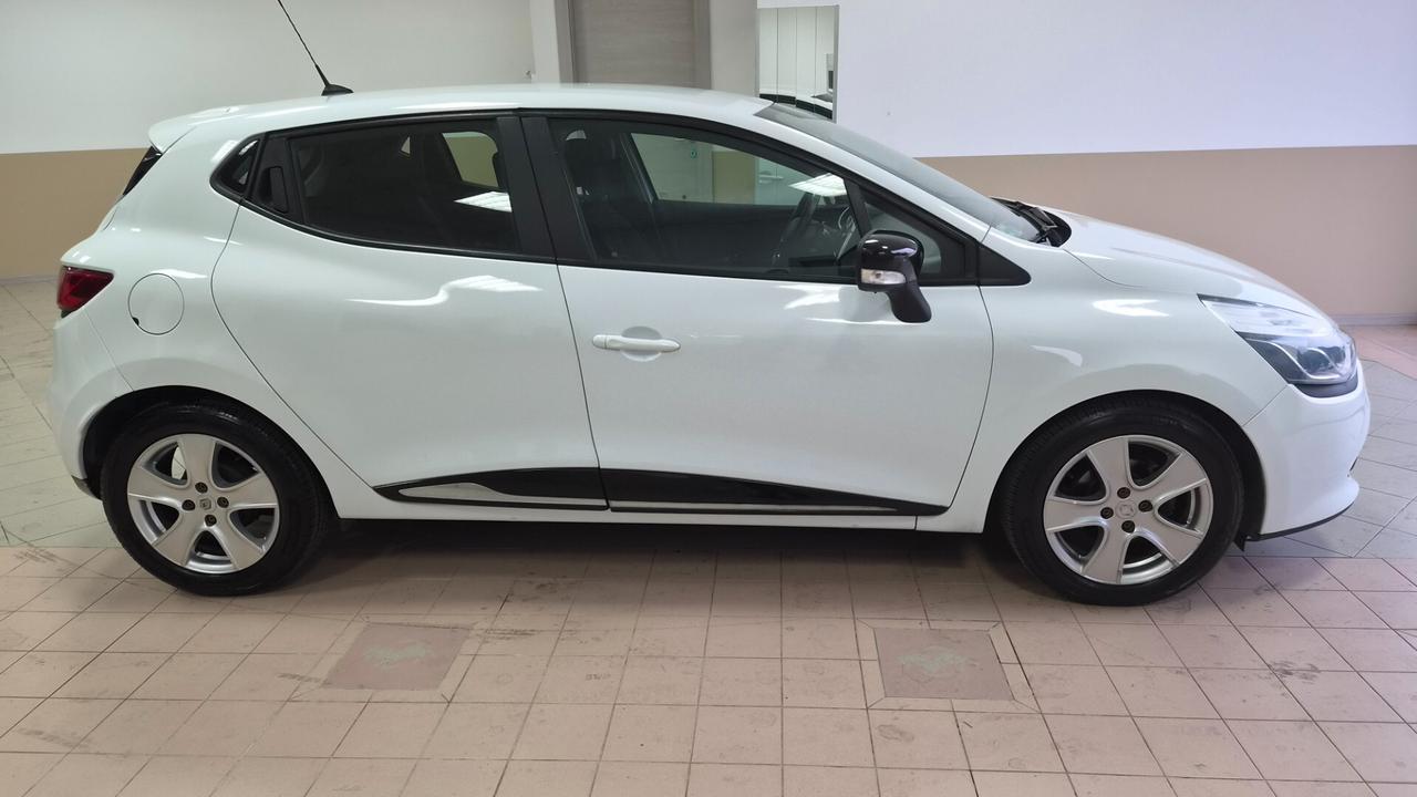 Renault Clio 1.2 75CV 5 porte Live