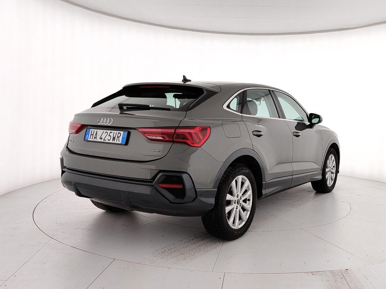 Audi Q3 SPB 35 TDI quattro S tronic Business Plus