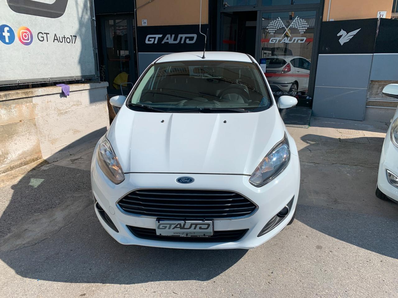 Ford Fiesta 1.5 TDCi 75CV 5P 96.00Km