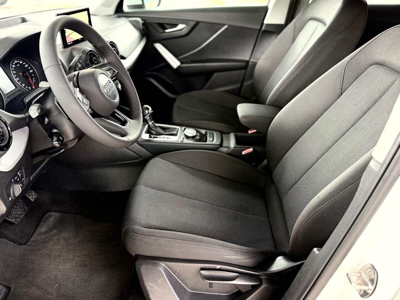 AUDIQ2 1.6 TDI S tronic *NAVI