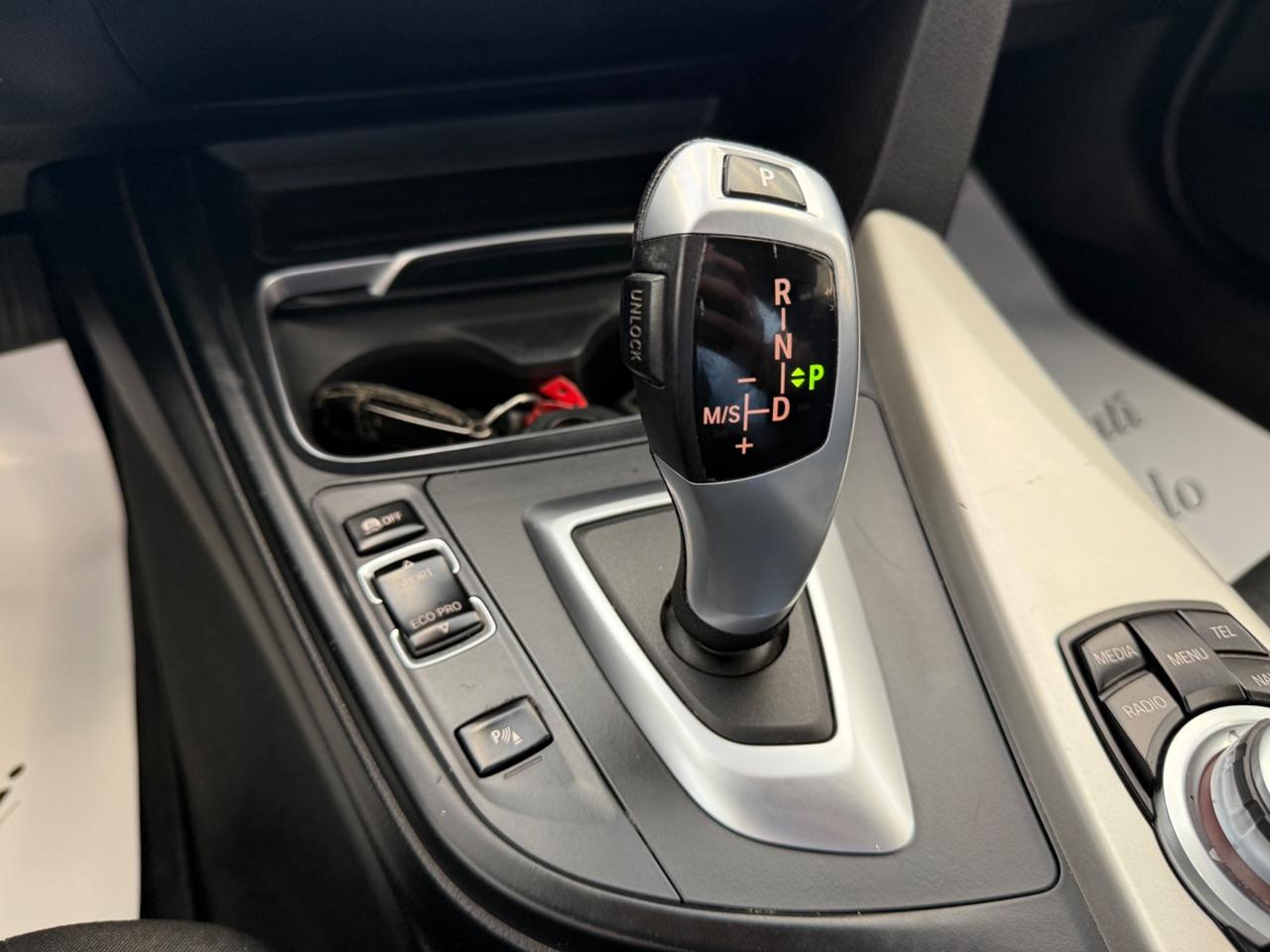 BMW 316d Touring Sport automatica okneopatentati