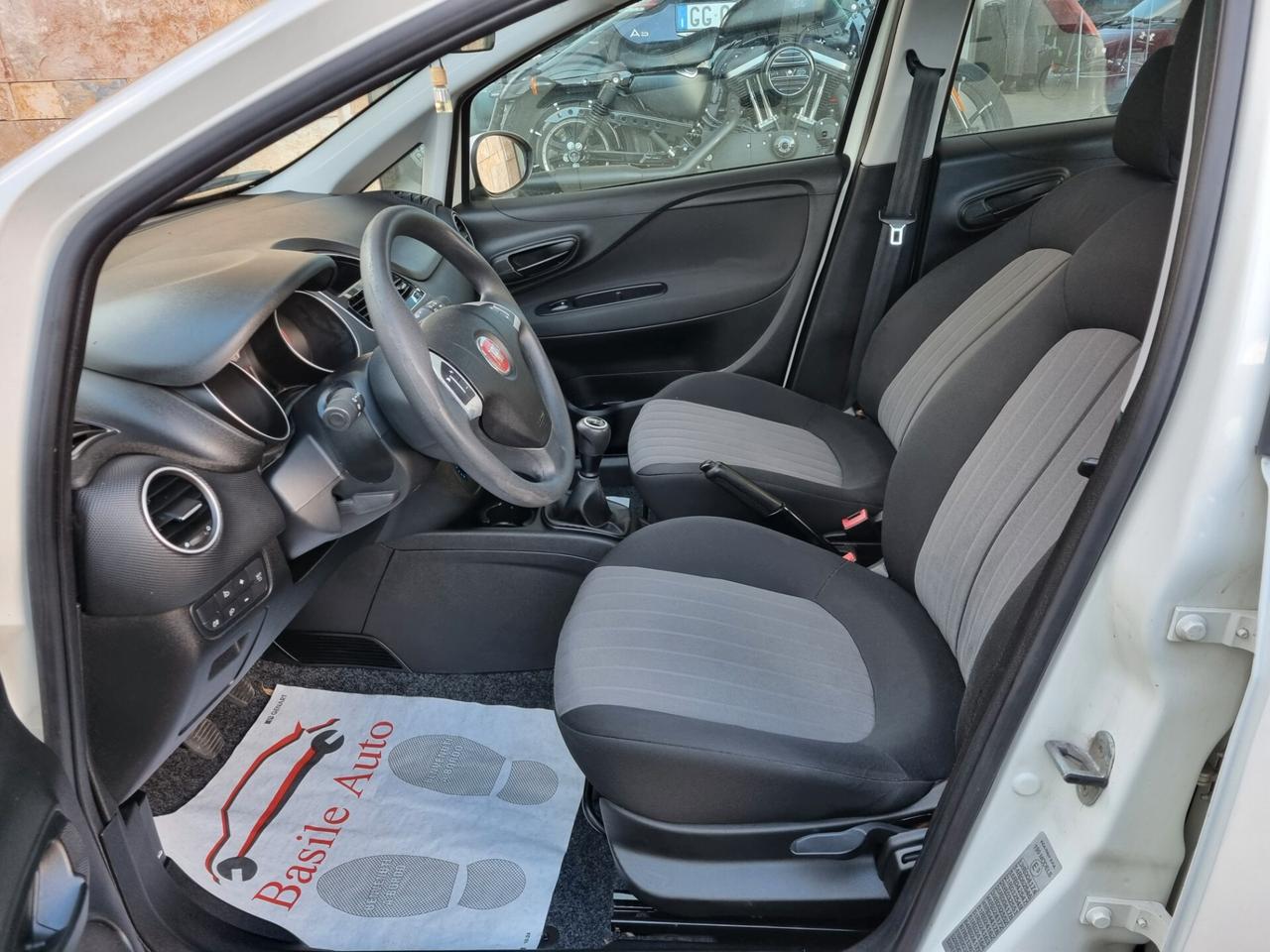 Fiat Punto 1.3 MJT II S&S 95 CV 5 porte Street