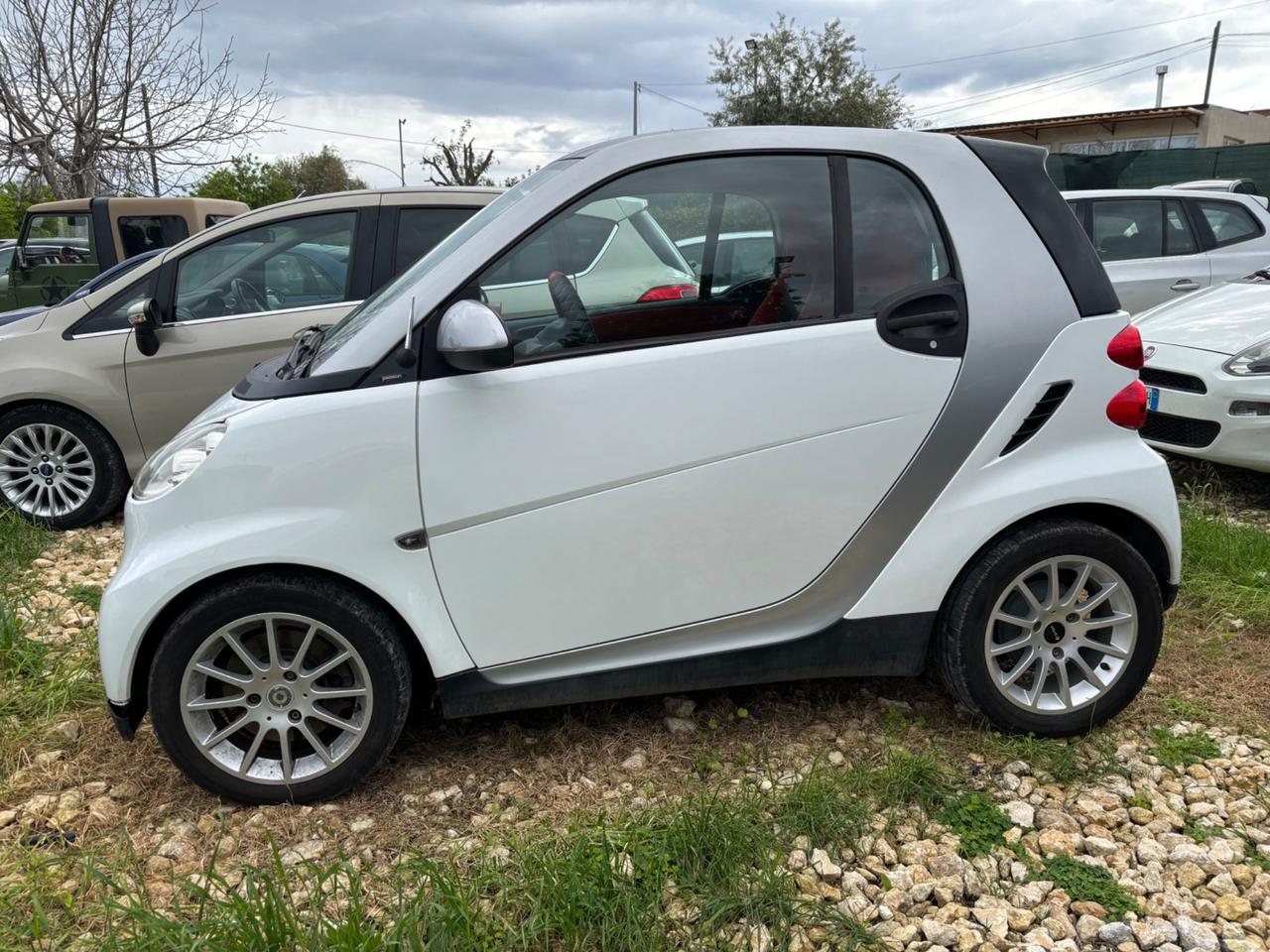 Smart ForTwo 1000 52 kW MHD coupé passion