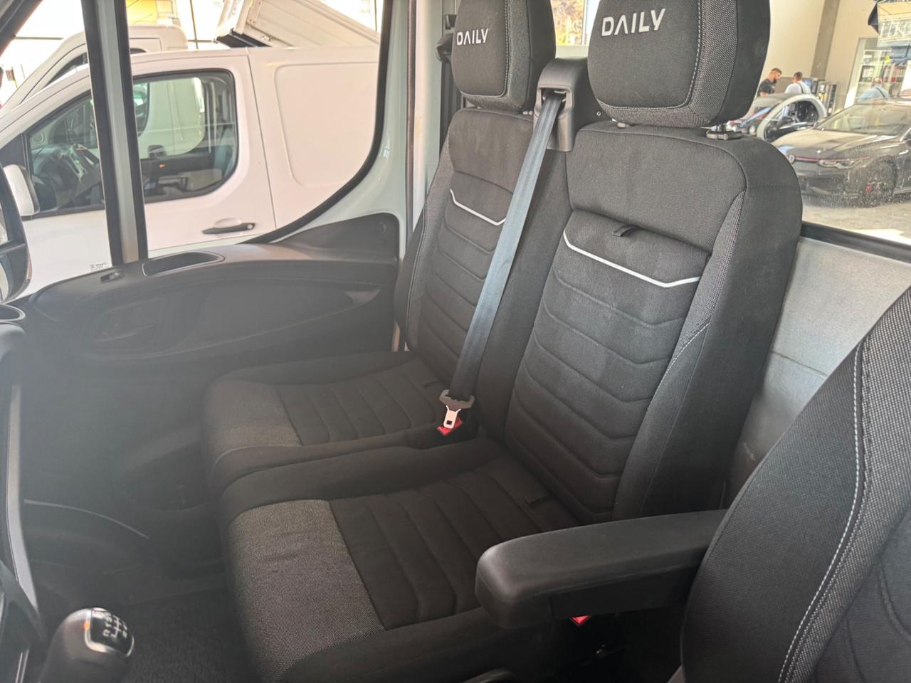 Iveco daily 35s14 ribaltabile trilaterale