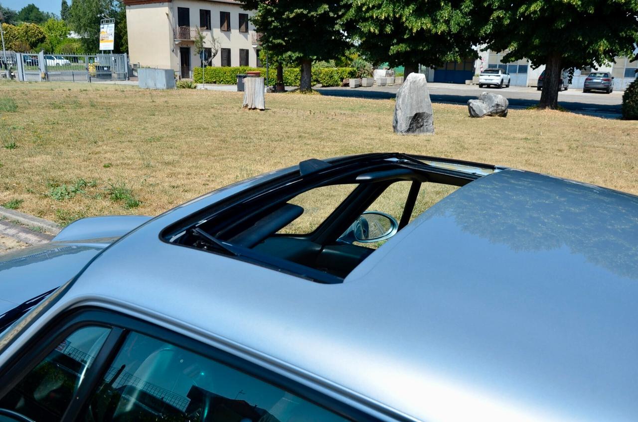 PORSCHE 911 993 3.6 CARRERA 2 COUPE’ 272cv , ASI ORO, PERFETTA , RESTAURO AI MASSIMI LIVELLI , TETTO, PERMUTE