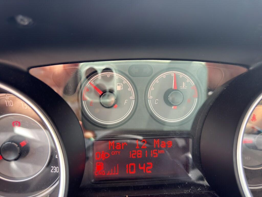 Fiat Punto 5 Porte 1.4 Natural Power Lounge