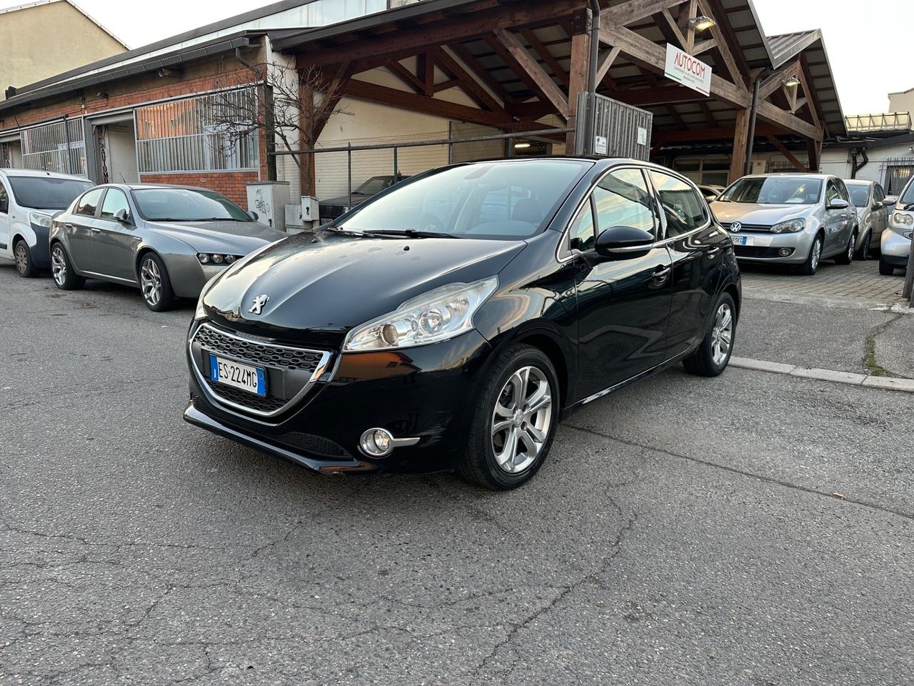 PEUGEOT 208 PureTech 82 5P Allure - Anno 2013