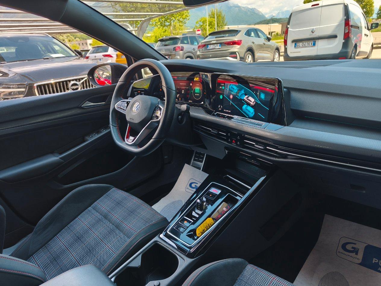 VW Golf 2.0 GTI 245 CV DSG