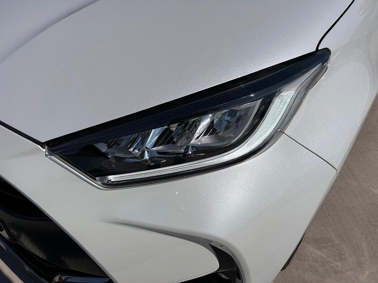 Toyota Yaris 1.5 Hybrid 5 porte Lounge
