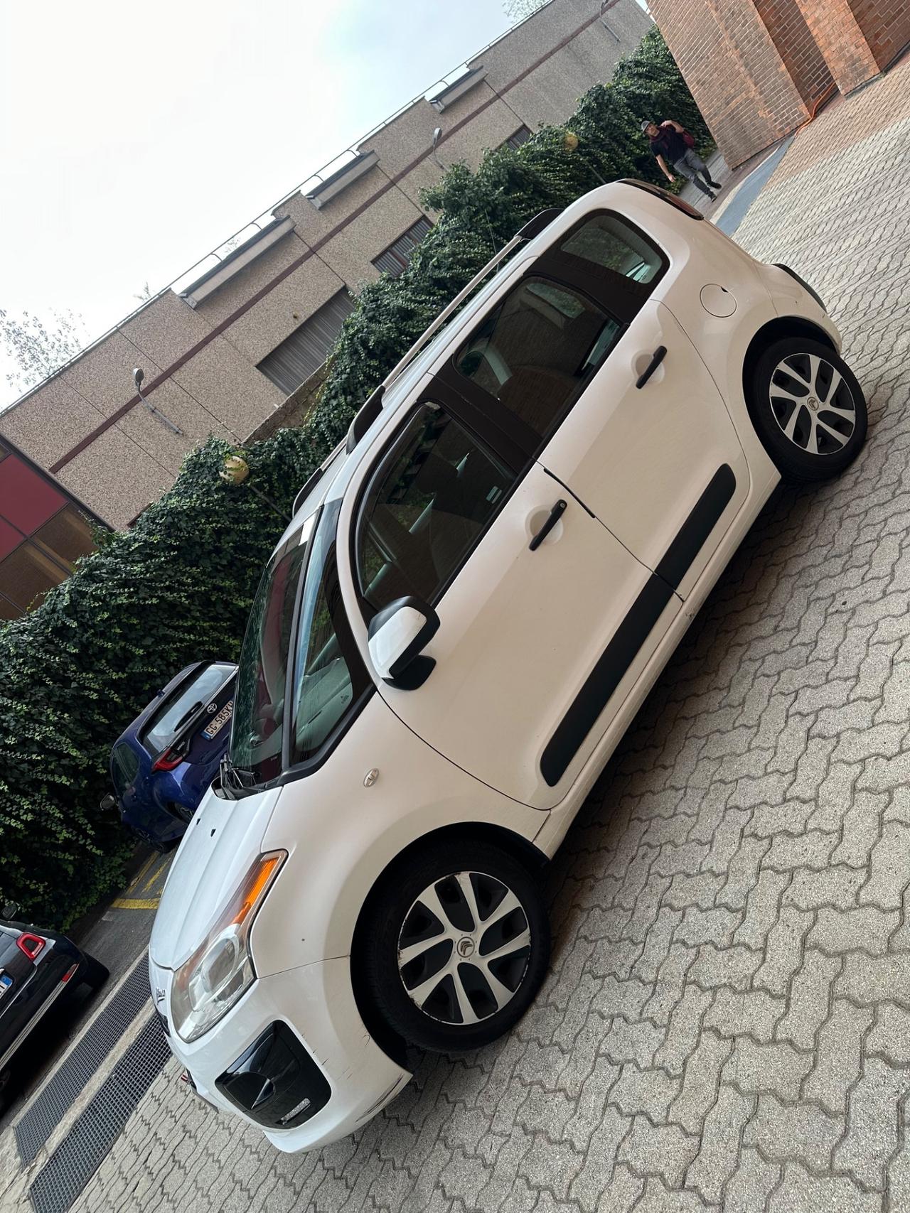 Citroen C3 Picasso 1.6 HDi 90 Exclusive