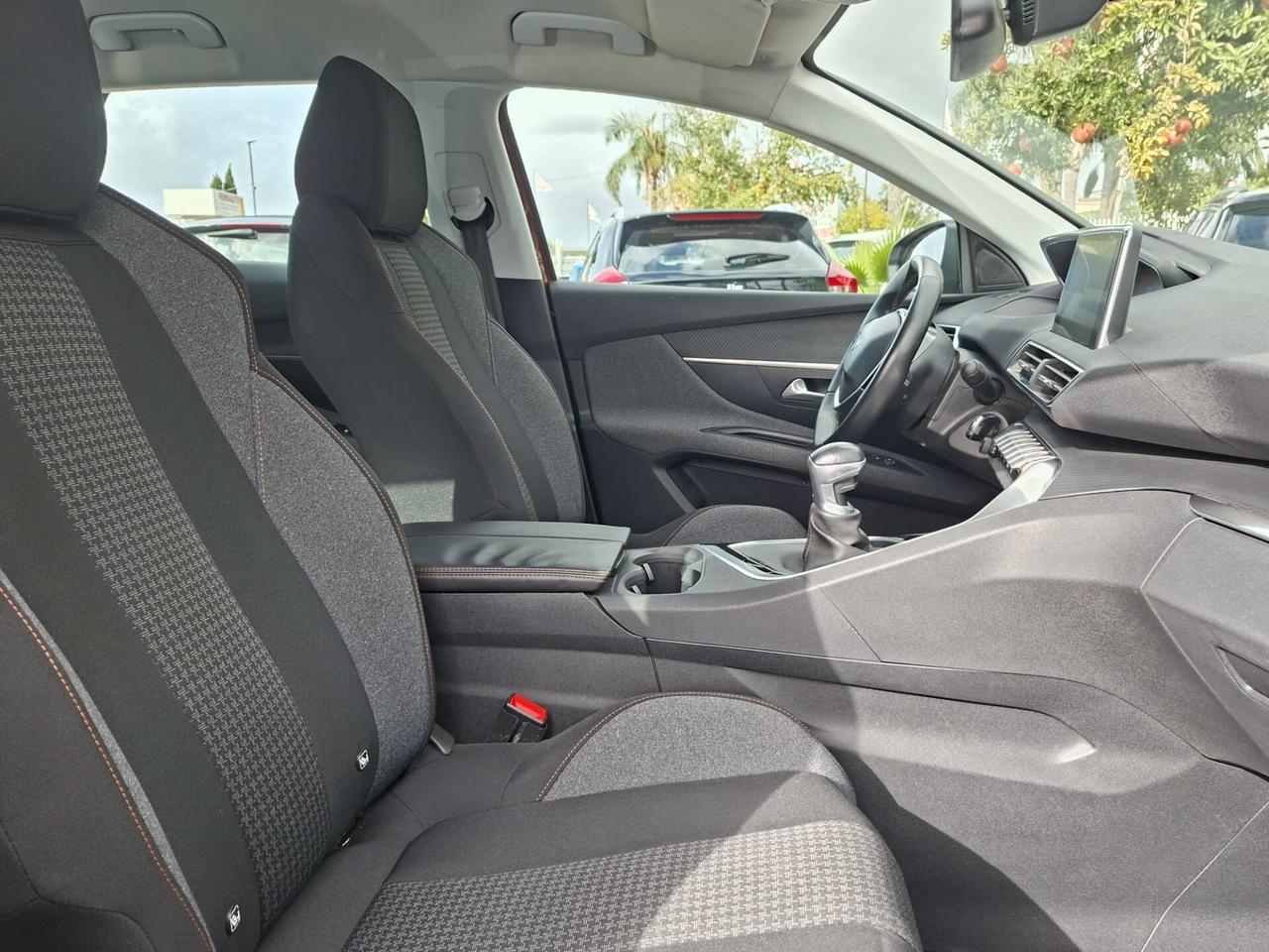 Peugeot 3008 BlueHDi 120 S&S Active