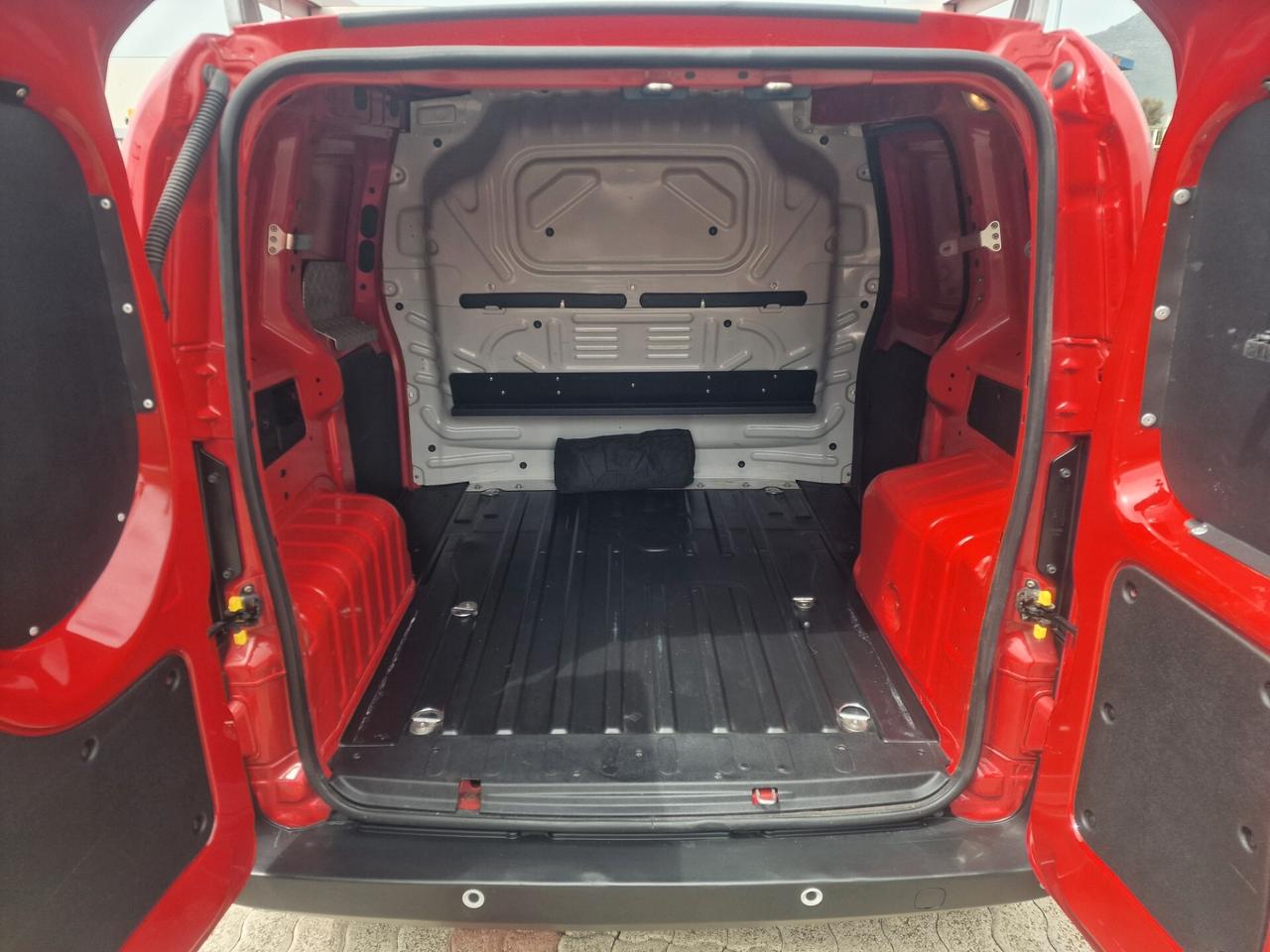 Fiat Fiorino 1.3 MJT 95CV