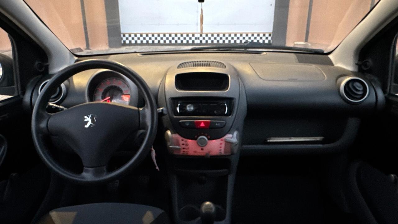 Peugeot 107 1.0 68CV 3p. - 2010