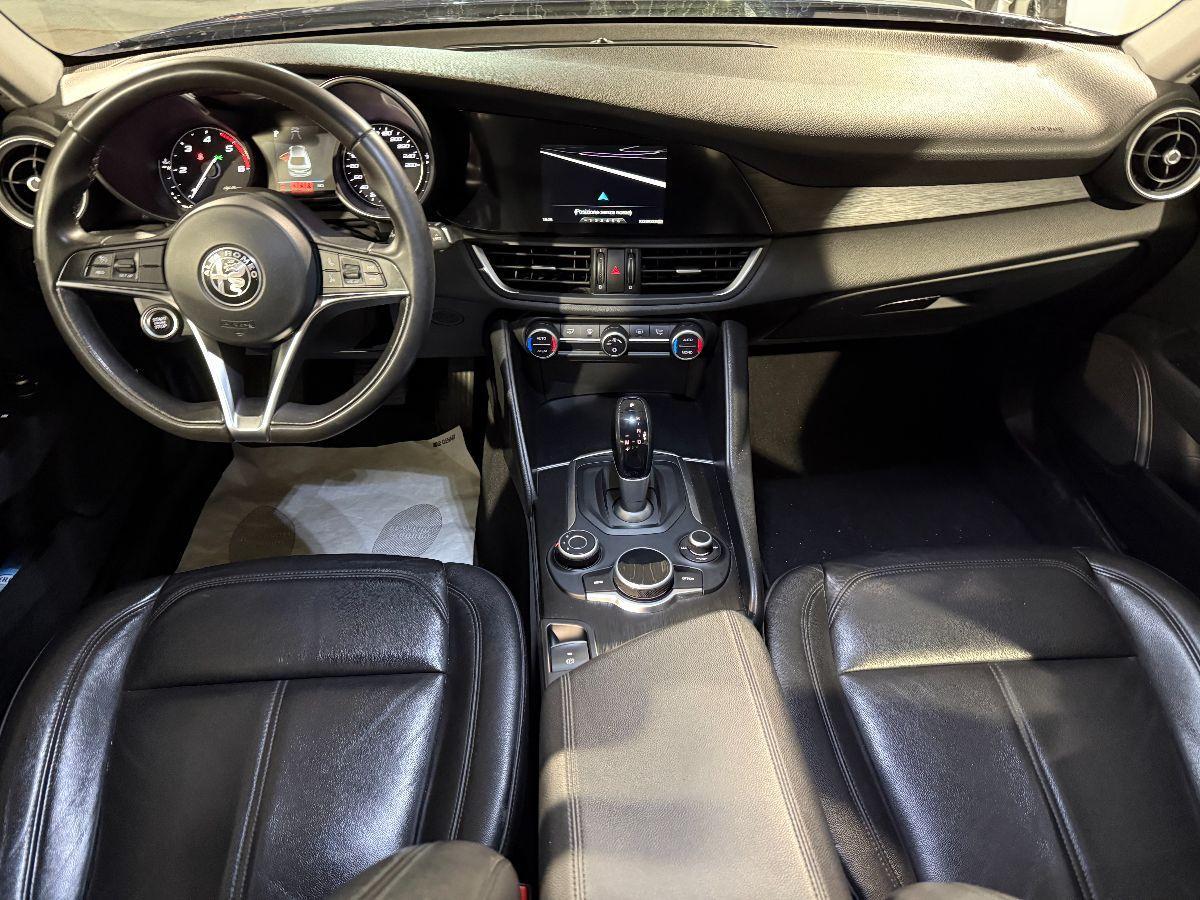 ALFA ROMEO - Giulia 2.2 t Super 180cv auto