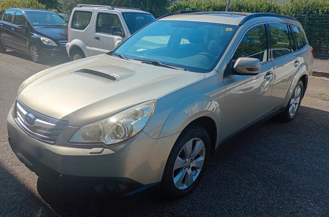 Subaru OUTBACK 2.0D