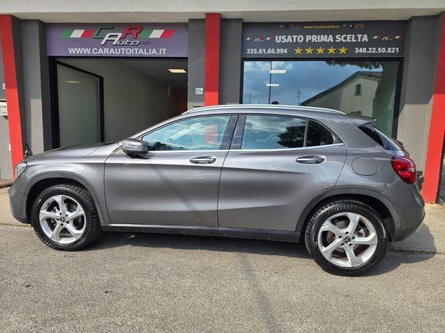 MERCEDES-BENZ GLA 200 d Automatic Navigatore RetroCamera Xenon + LED