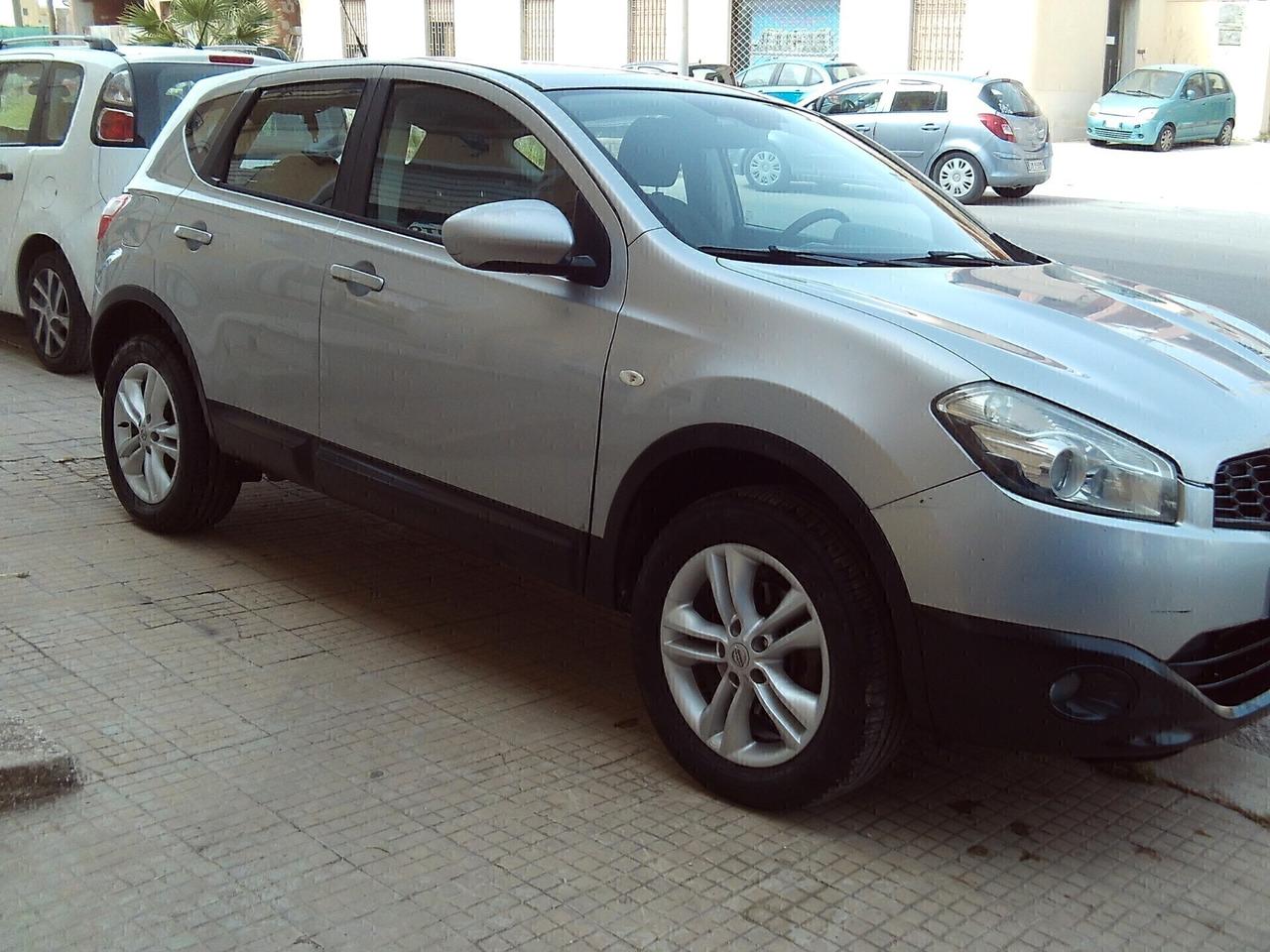 Nissan Qashqai MONOVOLUME