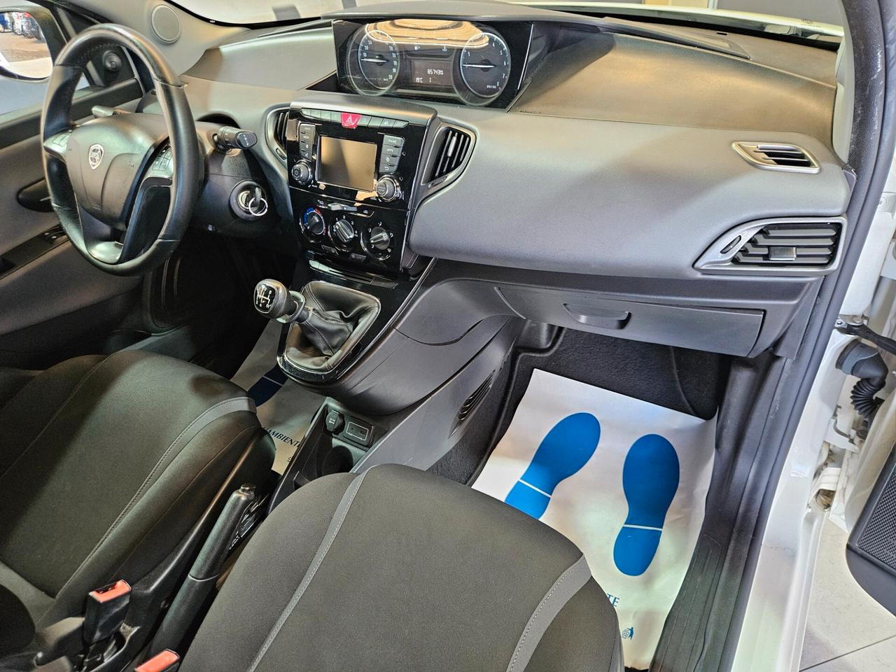 Lancia Ypsilon 1.2 Platinum 69cv E6