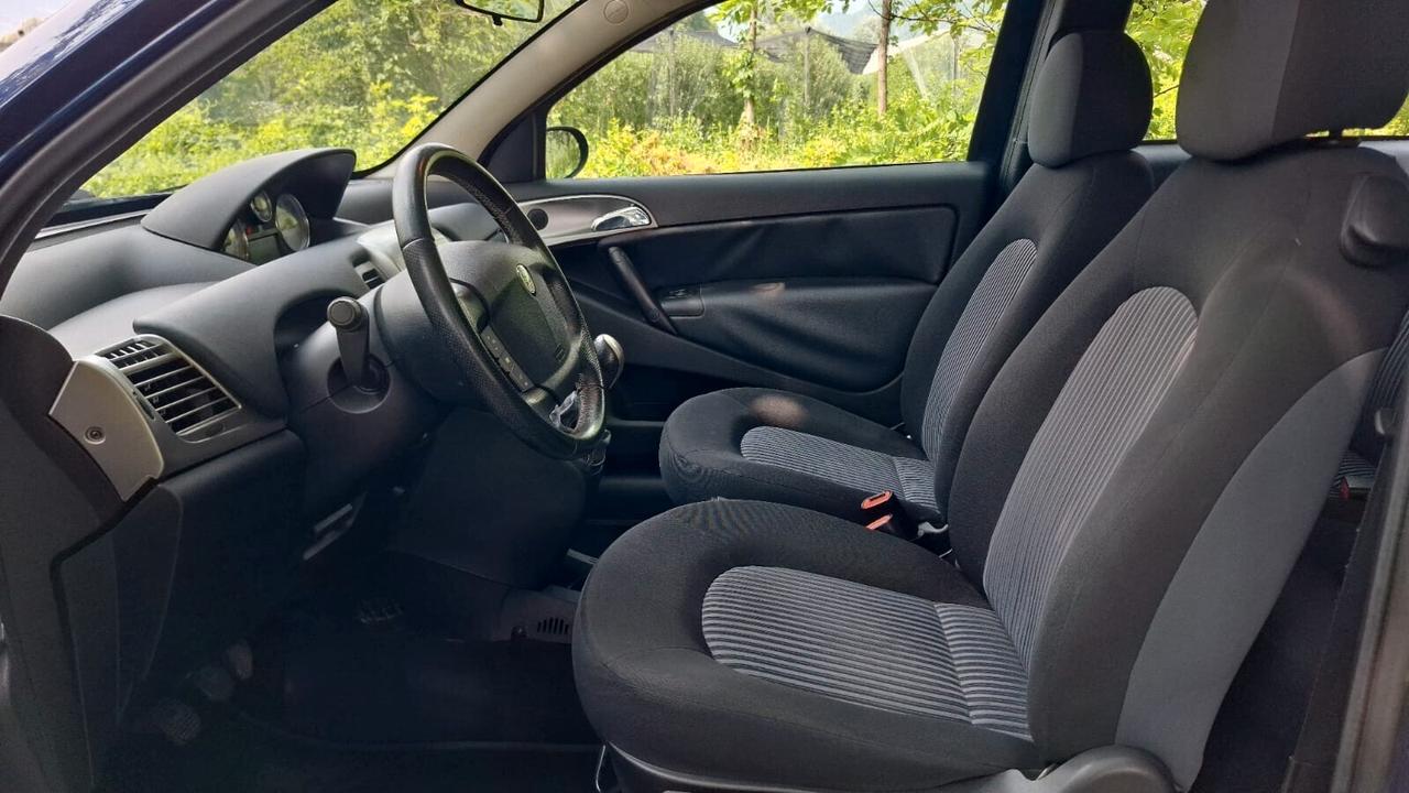 LANCIA YPSILON 1.3MTJ NEOPATENTATI