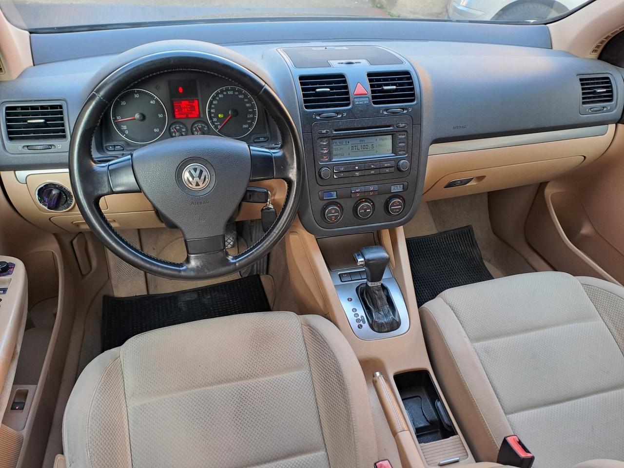 VW GOLF 2.0 TDI 140 CV DSG