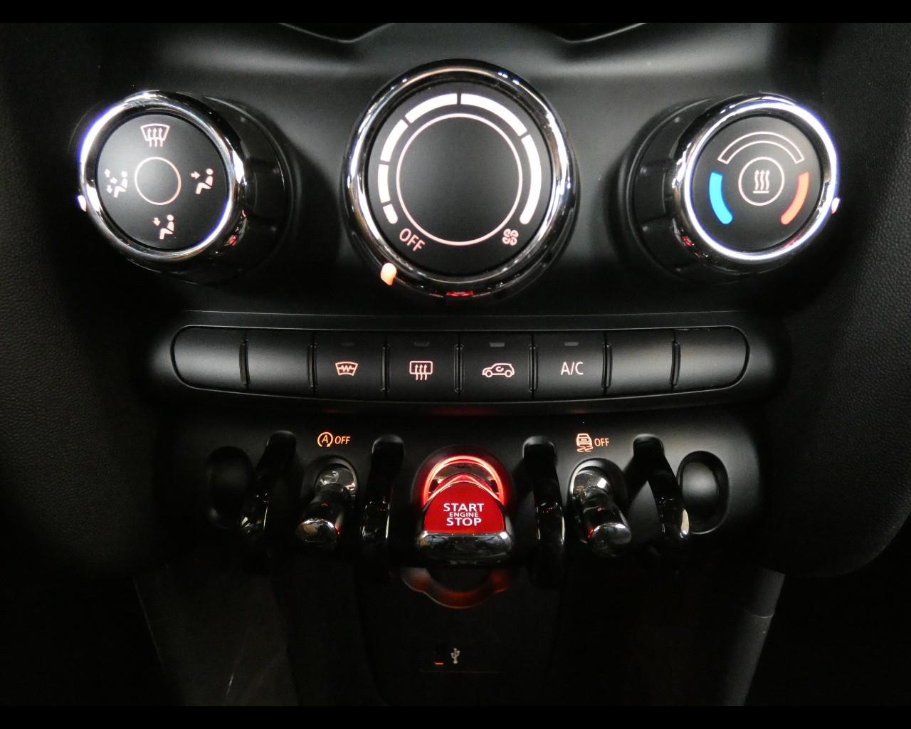 MINI Mini 4ª serie (F56) - Mini 1.5 One 75 CV Baker Street