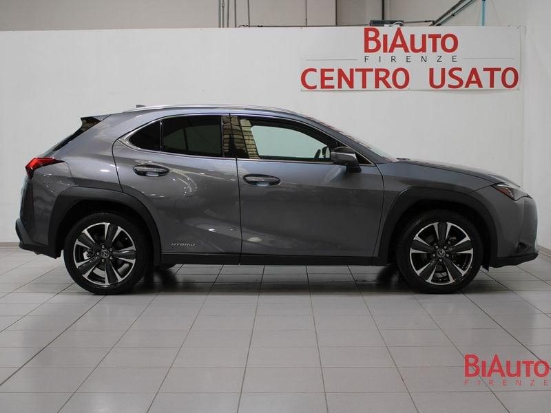 Lexus UX Hybrid 4WD Luxury