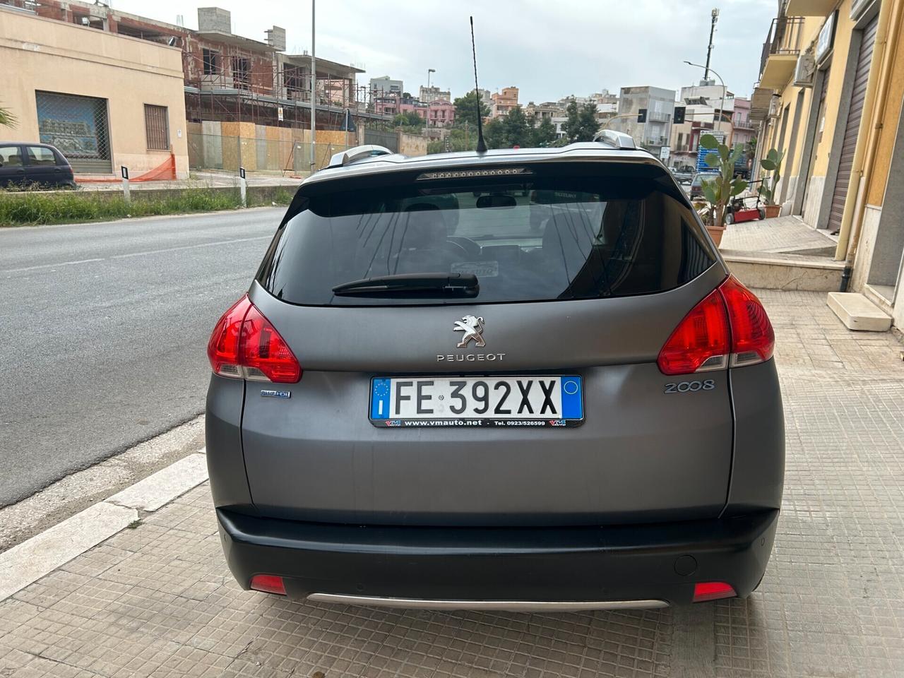 Peugeot 2008 BlueHDi 100 GT Line
