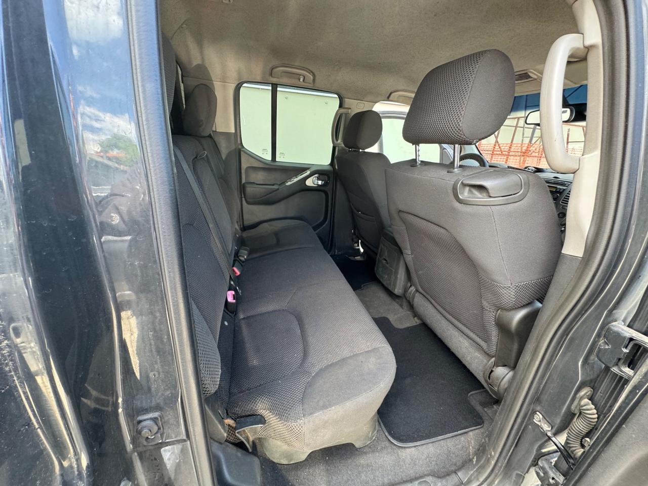 Nissan Navara 2.5 dCi 4 porte Double Cab LE