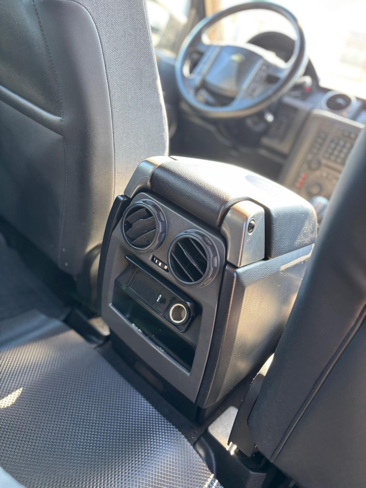 Land Rover Discovery 3 2.7 TDV6 HSE