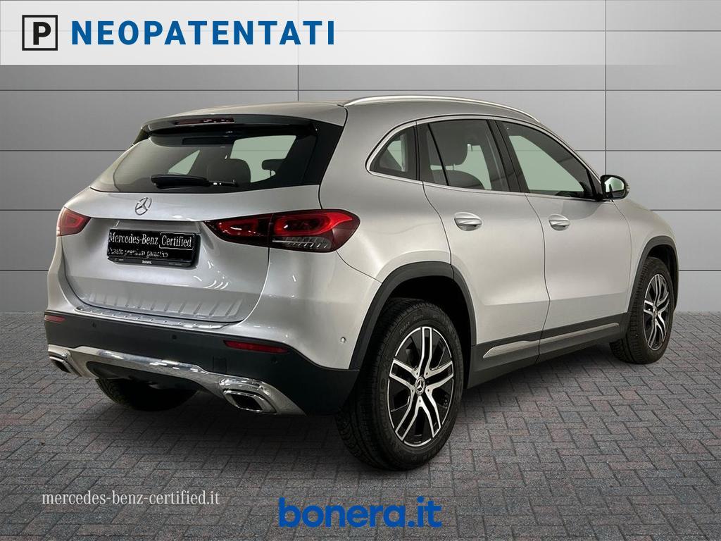Mercedes GLA 180 180 D Sport Plus 8G-DCT