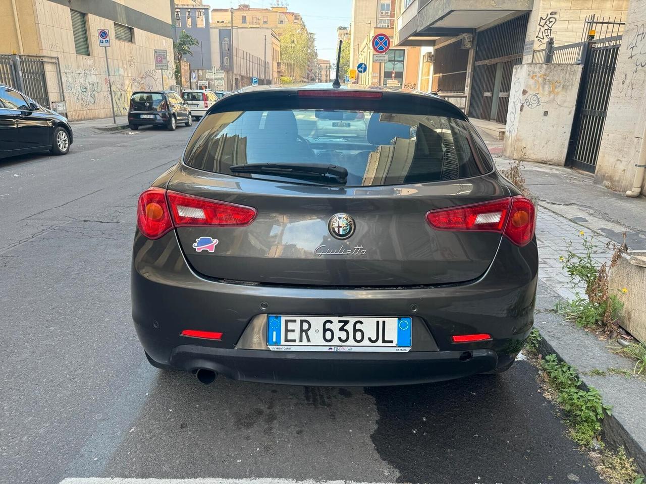 Alfa Romeo Giulietta 1.6 JTDm-2 105 CV Distinctive