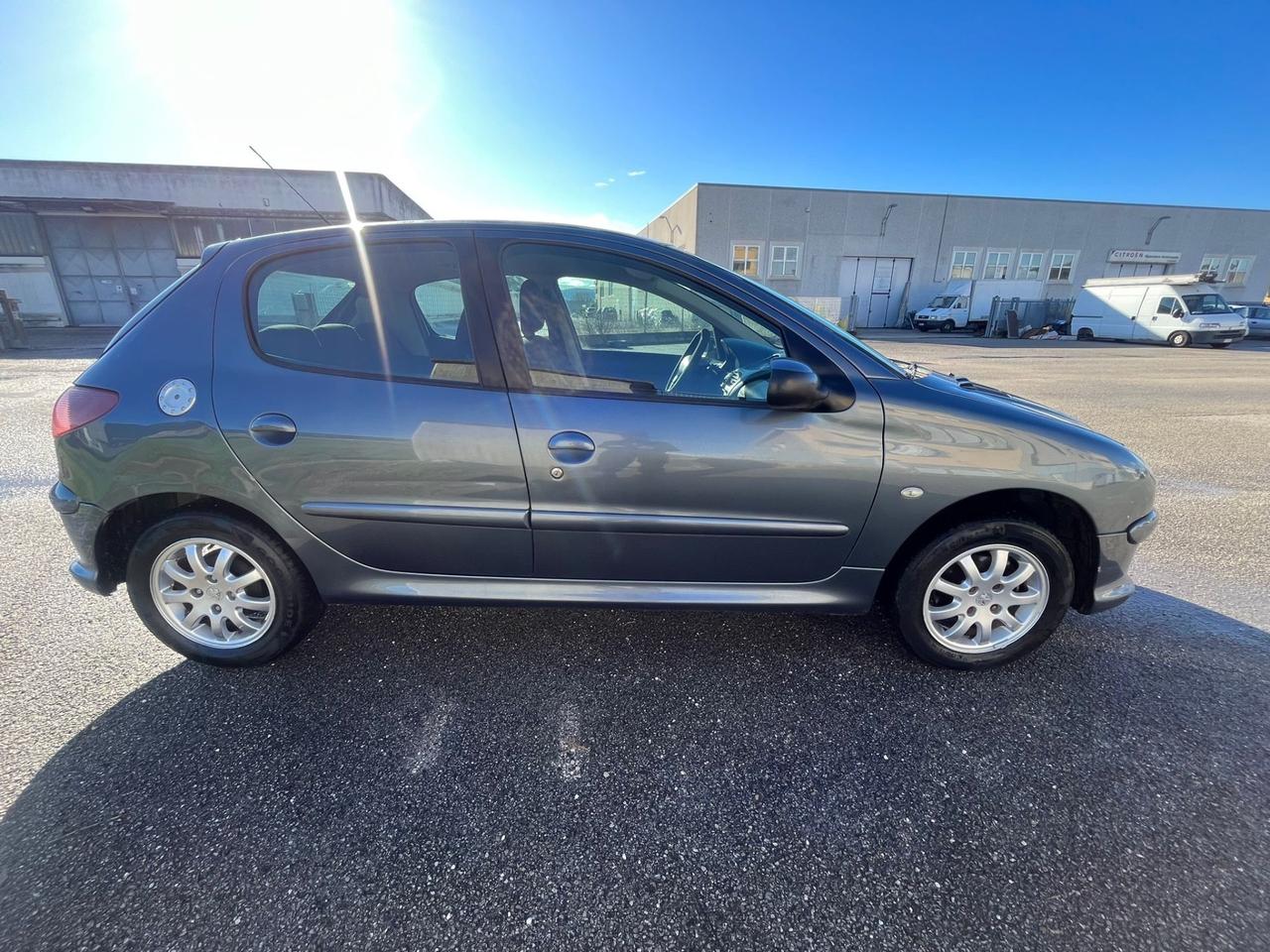 Peugeot 206 1.4 HDi 5p. Enfant Terrible